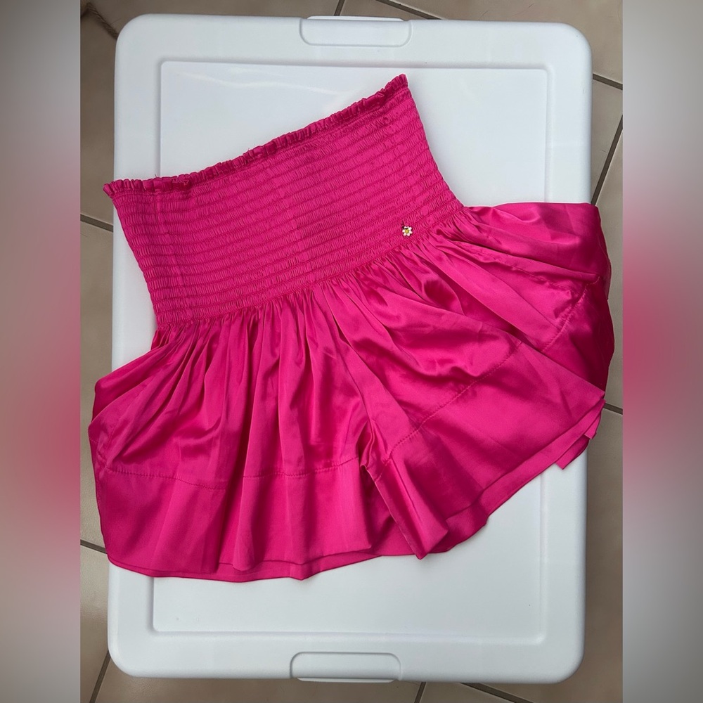 EUC Natural Life Shorts